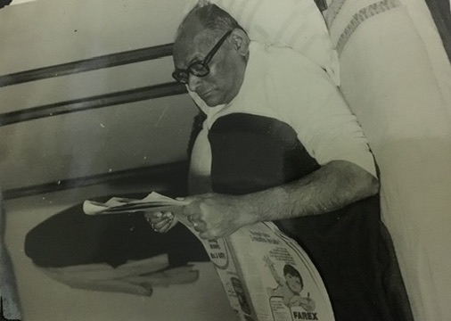 Dr. A. K. Das reading